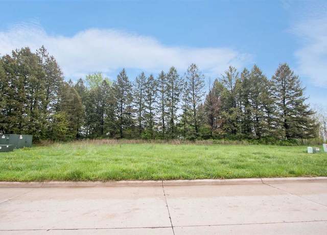 Property at 2941 Pine Hill Trce, Coralville, IA 52241