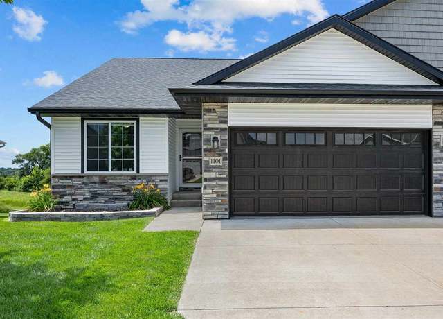 Property at 1101 Creekside Dr, Tiffin, IA 52340, 3 beds, 3 baths