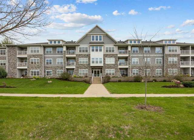Property at 260 N Scott Blvd #305, Iowa City, IA 52245, 2 beds, 2 baths
