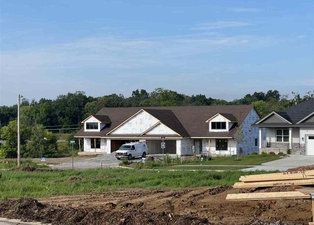 Property at 895 Dubs Dr, Iowa City, IA 52246, 4 beds, 3 baths