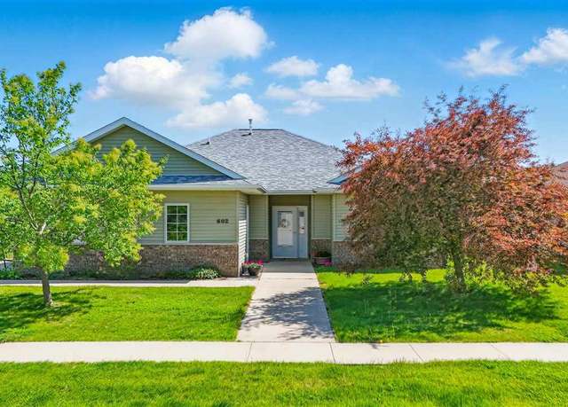 Property at 602 W Orange St, West Branch, IA 52358, 3 beds, 2 baths