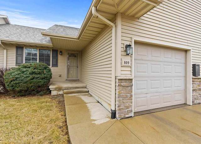 Property at 809 Duchess Dr, Solon, IA 52333, 3 beds, 3 baths