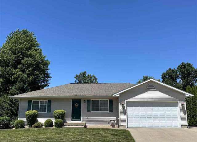 Property at 618 Pepper Dr, Iowa City, IA 52240, 3 beds, 2 baths