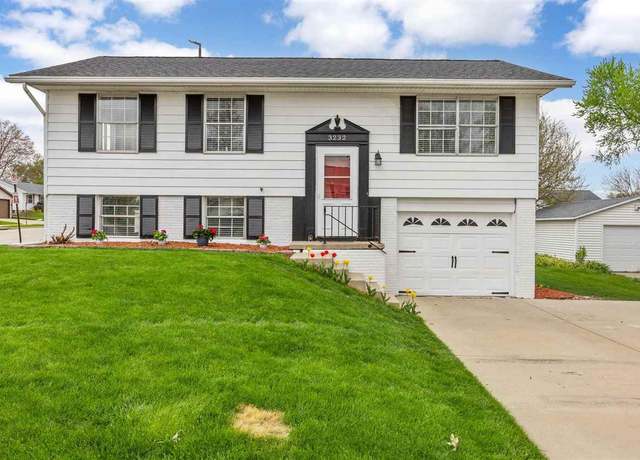 Property at 3232 Bramble Rd, Cedar Rapids, IA 52404, 3 beds, 1.5 baths