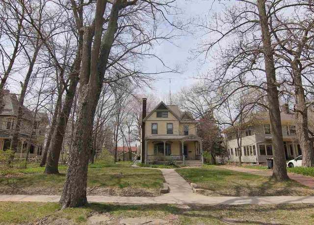 Property at 447 S Summit St, Iowa City, IA 52240, 4 beds, 2 baths