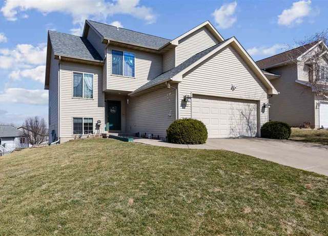 Property at 2742 Jacque St, Iowa City, IA 52246, 4 beds, 3.5 baths