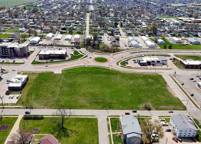 Property at 2700 7th Ave, IA 52302