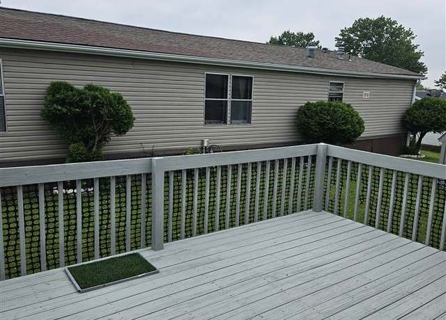 Property at 8 Expo Dr, Iowa City, IA 52240, 2 beds, 2 baths