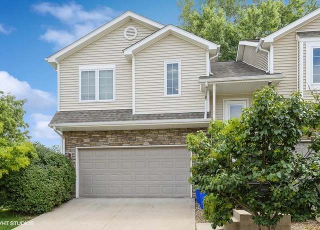 Property at 1095 Twilight Dr, North Liberty, IA 52317, 3 beds, 2 baths