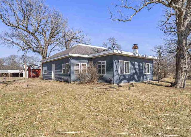 Property at 12978 30th St, Wapello, IA 52653, 3 beds, 1 bath