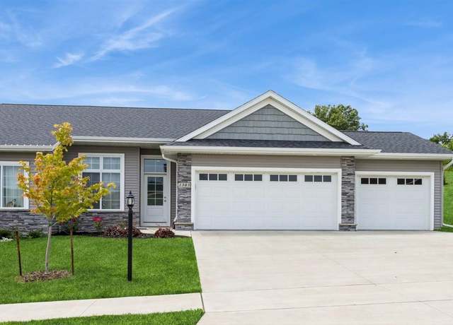Property at 1305 Legend Dr, Tiffin, IA 52340, 4 beds, 3 baths