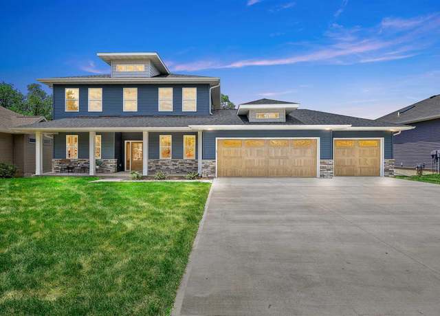 Property at 2776 Muddy Creek Ln, Coralville, IA 52241, 5 beds, 3.5 baths
