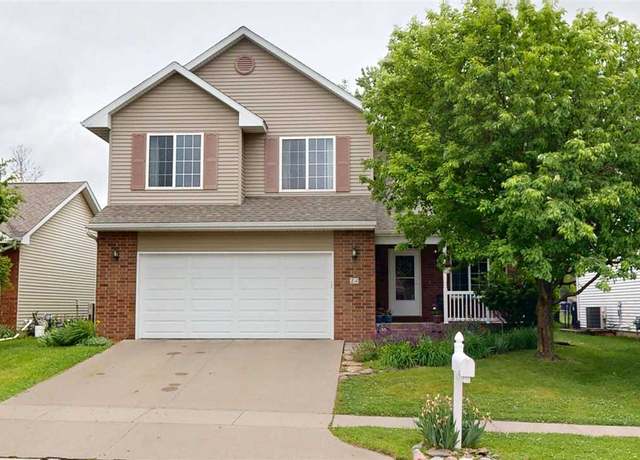 Property at 14 Charles Dr, Iowa City, IA 52245, 4 beds, 3.5 baths