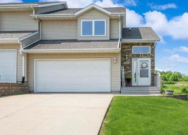 Property at 1357 Ozark Rdg, Coralville, IA 52241, 4 beds, 2.5 baths