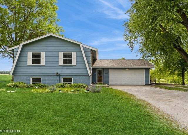 Property at 5057 American Legion Road Rd SE, Iowa City, IA 52240, 3 beds, 1 bath