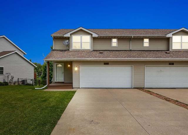 Property at 2273 Holiday Rd, Coralville, IA 52241, 3 beds, 3.5 baths