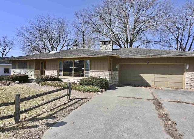 Property at 120 N West St, North English, IA 52316, 3 beds, 2 baths