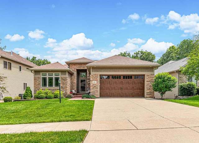 Property at 2122 Dempster Dr, Coralville, IA 52241, 4 beds, 3 baths