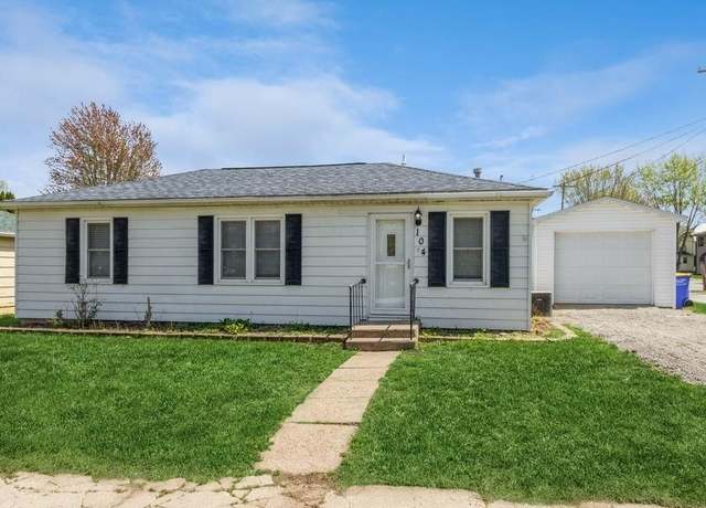 Property at 104 S Huskins St, Lone Tree, IA 52755, 2 beds, 1 bath
