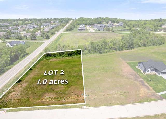 Property at 2928 Timber Creek Ct, Hiawatha, IA 52233