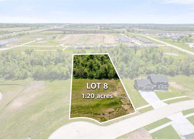 Property at 2913 Timber Creek Ct, Hiawatha, IA 52233