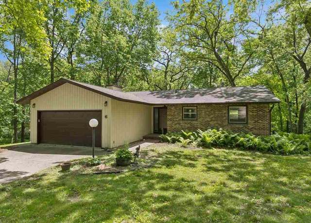 Property at 6 Woodland Dr Dr NE, Iowa City, IA 52240, 3 beds, 2 baths