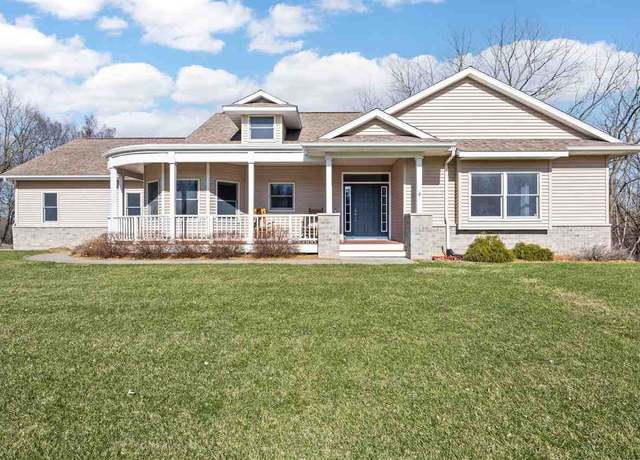 Property at 4233 Morel Circle Cir NE, Iowa City, IA 52240, 4 beds, 3.5 baths