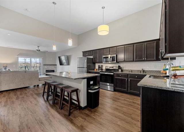 Property at 2863 Spring Rose Cir #308, Coralville, IA 52241, 1 bed, 1 bath