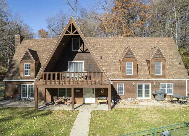 Property at 3098 Sandy Beach Rd Rd NE, Solon, IA 52333, 4 beds, 3 baths