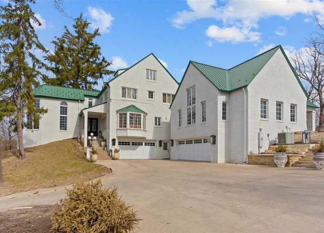 Property at 1100 N Dubuque St, Iowa City, IA 52245, 5 beds, 5 baths