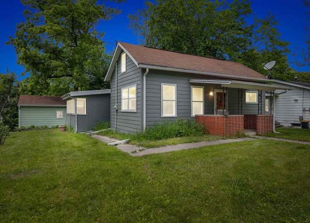 Property at 621 Reno St, Iowa City, IA 52245, 2 beds, 1 bath
