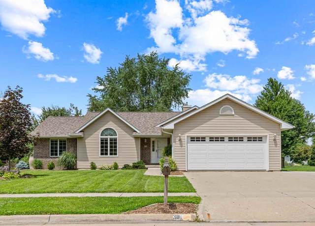 Property at 38 Durango Pl, Iowa City, IA 52245, 5 beds, 3 baths