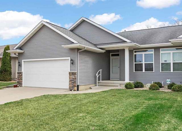 Property at 345 Shannon Dr, Robins, IA 52328, 2 beds, 3 baths