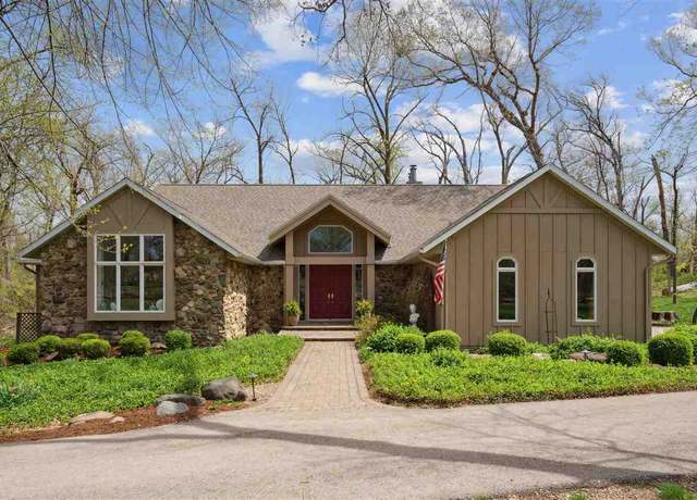 Property at 525 Indian Rd Rd SE, Cedar Rapids, IA 52403, 4 beds, 2 baths