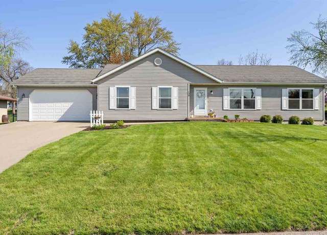 Property at 108 Fairview Dr, Wellman, IA 52356, 4 beds, 3 baths