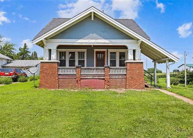 Property at 506 W 9th St, Tipton, IA 52772, 3 beds, 1 bath