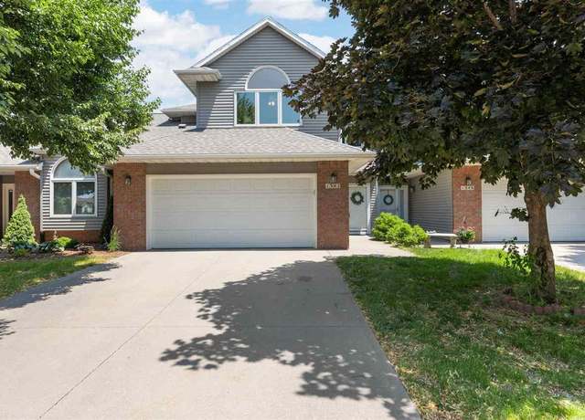 Property at 1342 Oxford Pl #2, Iowa City, IA 52240, 4 beds, 3.5 baths