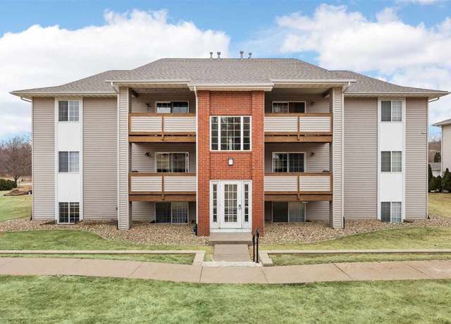 Property at 2432 Rushmore Dr, Iowa City, IA 52246, 2 beds, 1 bath