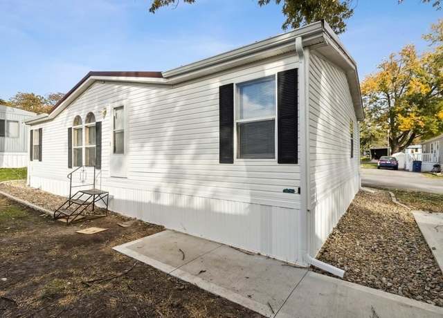 Property at 6901 SE 14th St #43, Des Moines, IA 50320, 3 beds, 1.5 baths