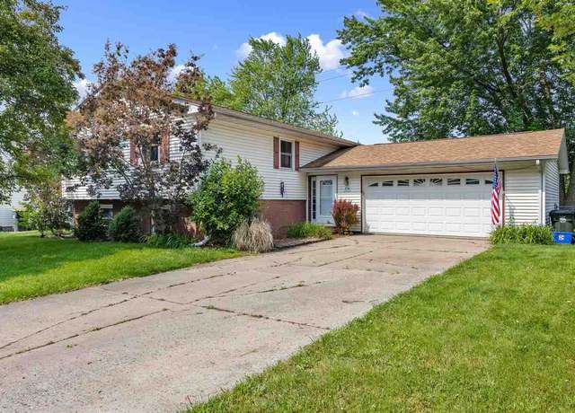 Property at 2129 Palmer Cir, Iowa City, IA 52240, 4 beds, 2.5 baths