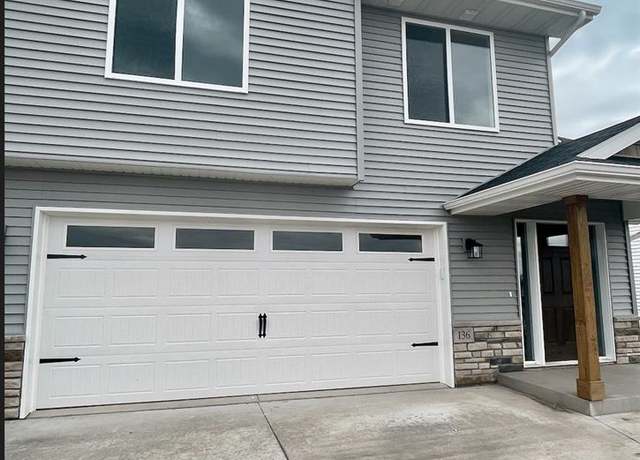 Property at 136 Buysse Ln, West Liberty, IA 52776, 3 beds, 3 baths