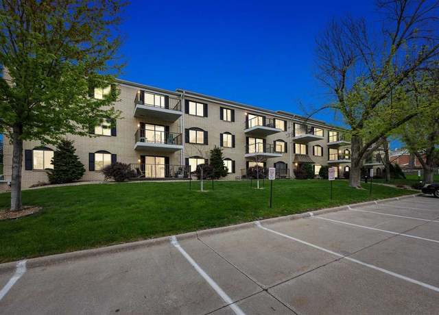 Property at 2135 1st Ave #115, Cedar Rapids, IA 52402, 2 beds, 2 baths