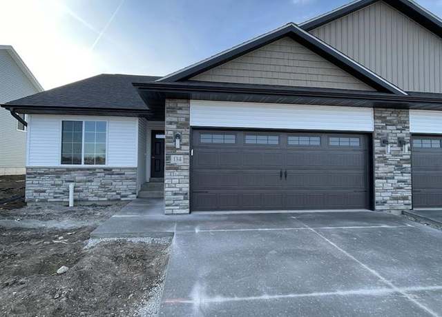 Property at 134 Buysse Ln, West Liberty, IA 52776, 3 beds, 3 baths