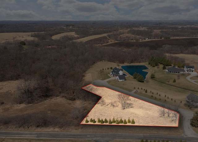 Property at 4201 Jasmine Ln Ln NE, Solon, IA 52333