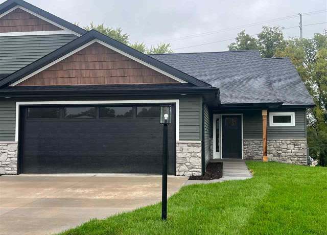 Property at 117 Kinsey St, North Liberty, IA 52317, 4 beds, 3 baths