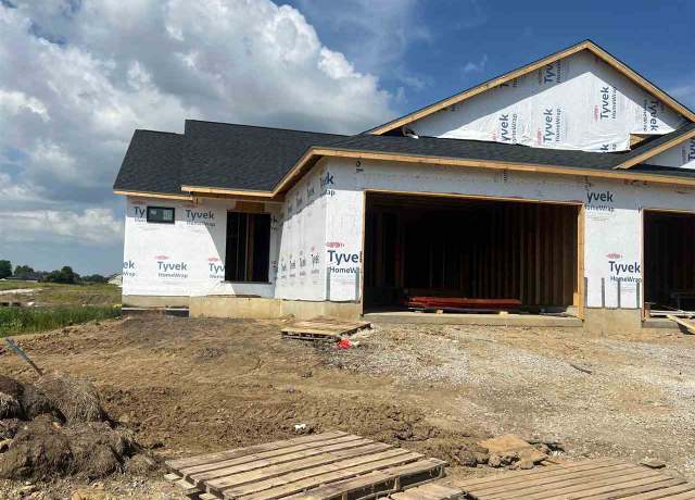 Property at 117 Kinsey St, North Liberty, IA 52317, 4 beds, 3 baths