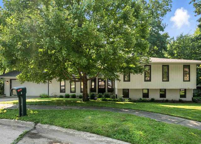 Property at 9 Wellesley Way, Iowa City, IA 52245, 4 beds, 3 baths