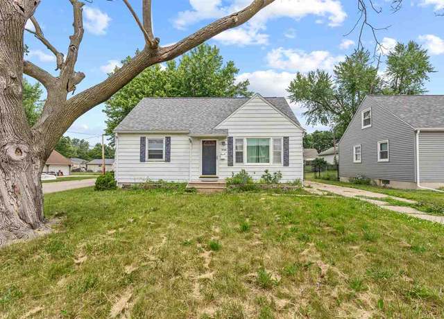 Property at 1048 NE 30th St, Cedar Rapids, IA 52402, 3 beds, 1 bath