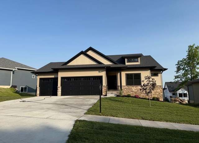 Property at 1503 Legend Dr, Tiffin, IA 52340, 5 beds, 3 baths