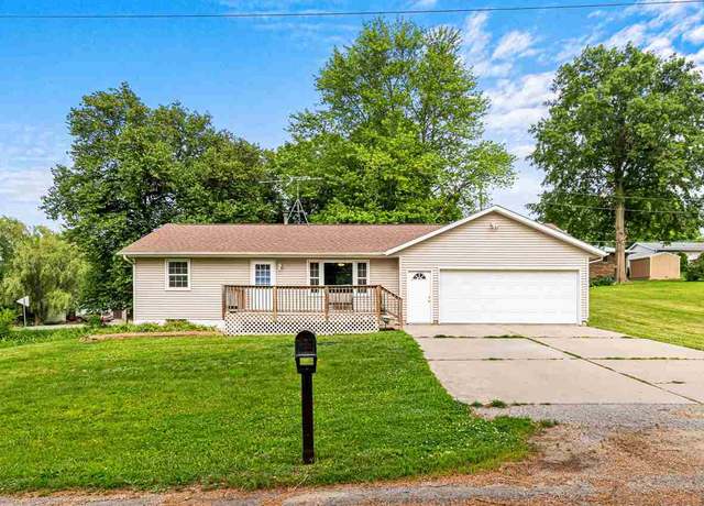 Property at 231 N Navajo Ln, North English, IA 52316, 3 beds, 2 baths